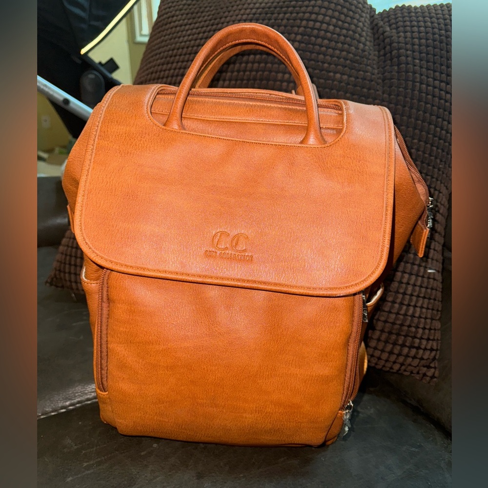 Never used- beautiful mens diaper bag